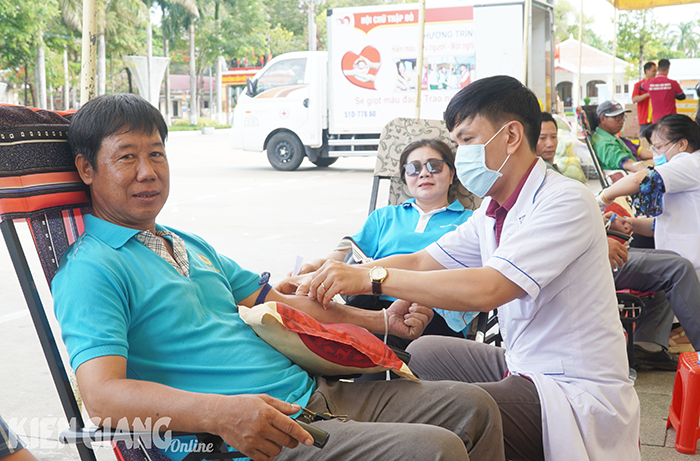 TP. Hà Tiên tiếp nhận 281 đơn vị máu
